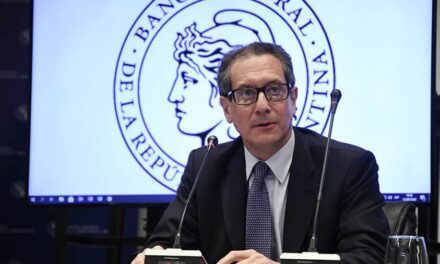 Pesce subrayó que las reservas «son suficientes» y que Argentina tiene «un futuro cierto»
