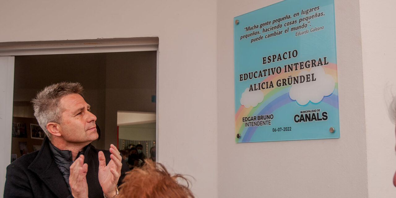 El Municipio de Canals homenajeó a la docente «Alicia Susana Gründel»