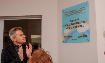El Municipio de Canals homenajeó a la docente «Alicia Susana Gründel»