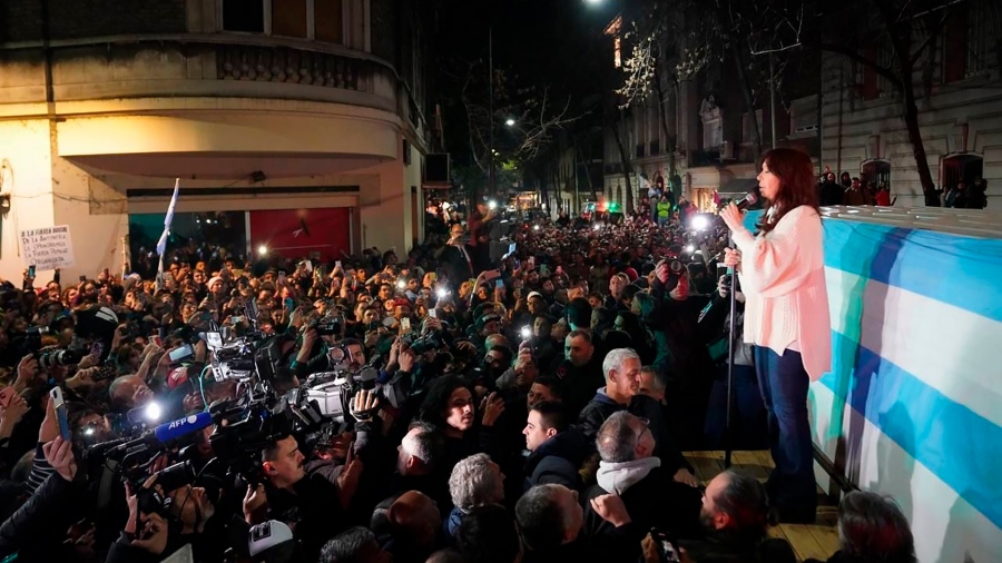 «No toleran el amor y la alegría de los peronistas»