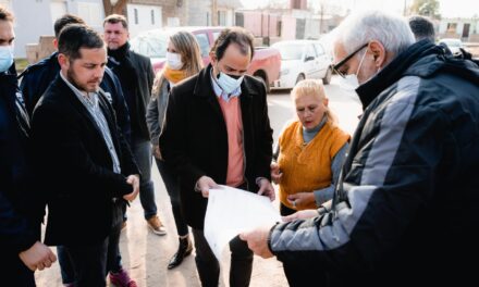 Banda Norte: El intendente recorrió obras de cloacas en barrio Padre Mugica