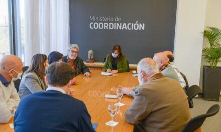 La Provincia acordó un incremento salarial con el SEP y la Unión Ferroviaria