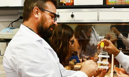 Nueva bacteria que favorece el desarrollo de cultivos “ya tiene DNI argentino”