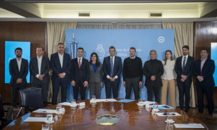 Massa y Lammens acordaron precios con las cámaras prestadoras para lanzar el PreViaje