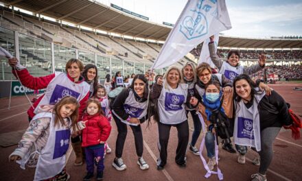 Mujeres a la cancha: cerca de 1.000 futbolistas celebraron su día en el Kempes