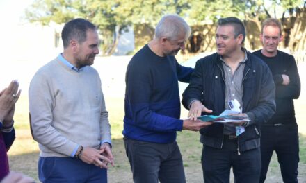 Villa María: Héctor «Pichi” Campana entregó aportes económicos a instituciones deportivas