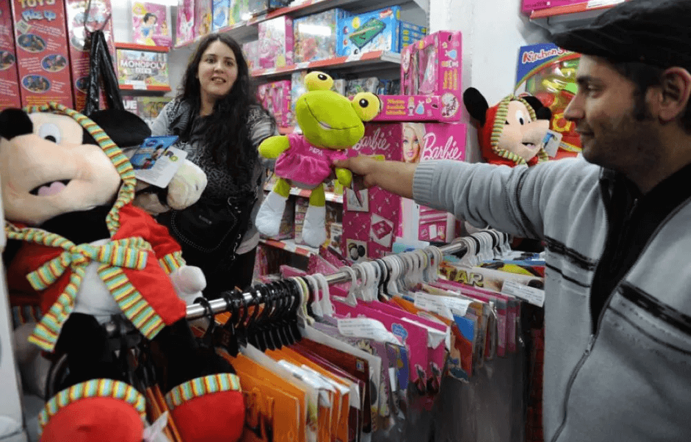 Las ventas en comercios por el Día de las Infancias subieron 1,3 por ciento