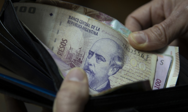 Oficializan aumento del salario mínimo, vital y móvil: $80.342 desde abril