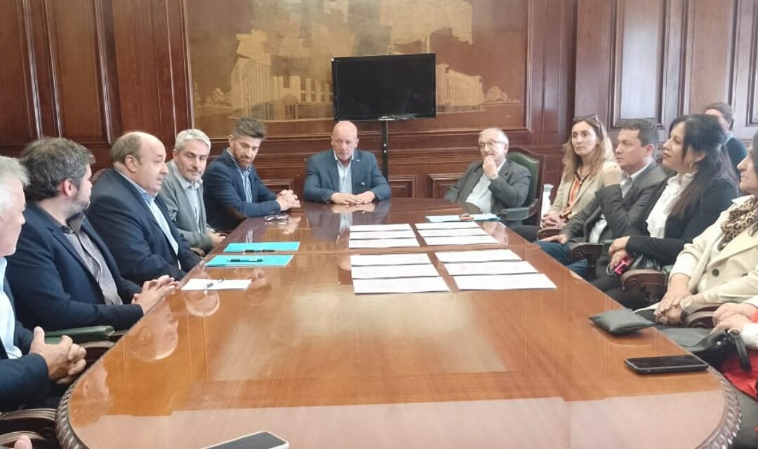 Buchardo y Huinca Renancó recibieron la autorización para iniciar la obra de gas natural