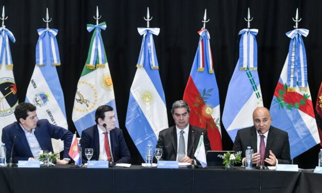 Wado De Pedro y los gobernadores del Norte Grande inician una gira por EEUU