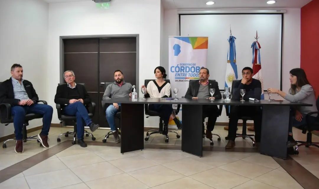 Laboulaye: firma de convenio para la repavimentación de la Av. Juan A. Más