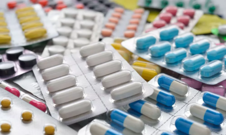 Programa Remediar: firman convenio para adquirir 20 millones de medicamentos