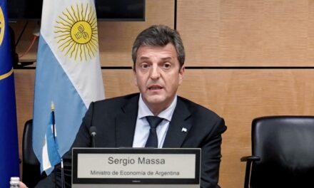 Massa arranca su agenda en Washington con un encuentro con el staff del FMI