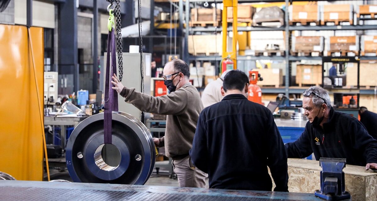 La utilización de la capacidad instalada de la industria subió a 69,5 % en agosto