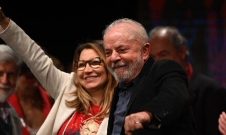 Lula ganó por más de 5 puntos e irá a segunda vuelta con Bolsonaro