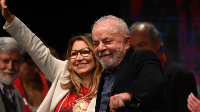 Lula ganó por más de 5 puntos e irá a segunda vuelta con Bolsonaro