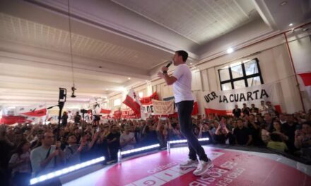 Con De Loredo al frente, la UCR se convocó en el Comedor Universitario