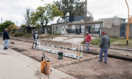 Río Cuarto: comenzó la repavimentación de la calle Maipú en el sur de la ciudad