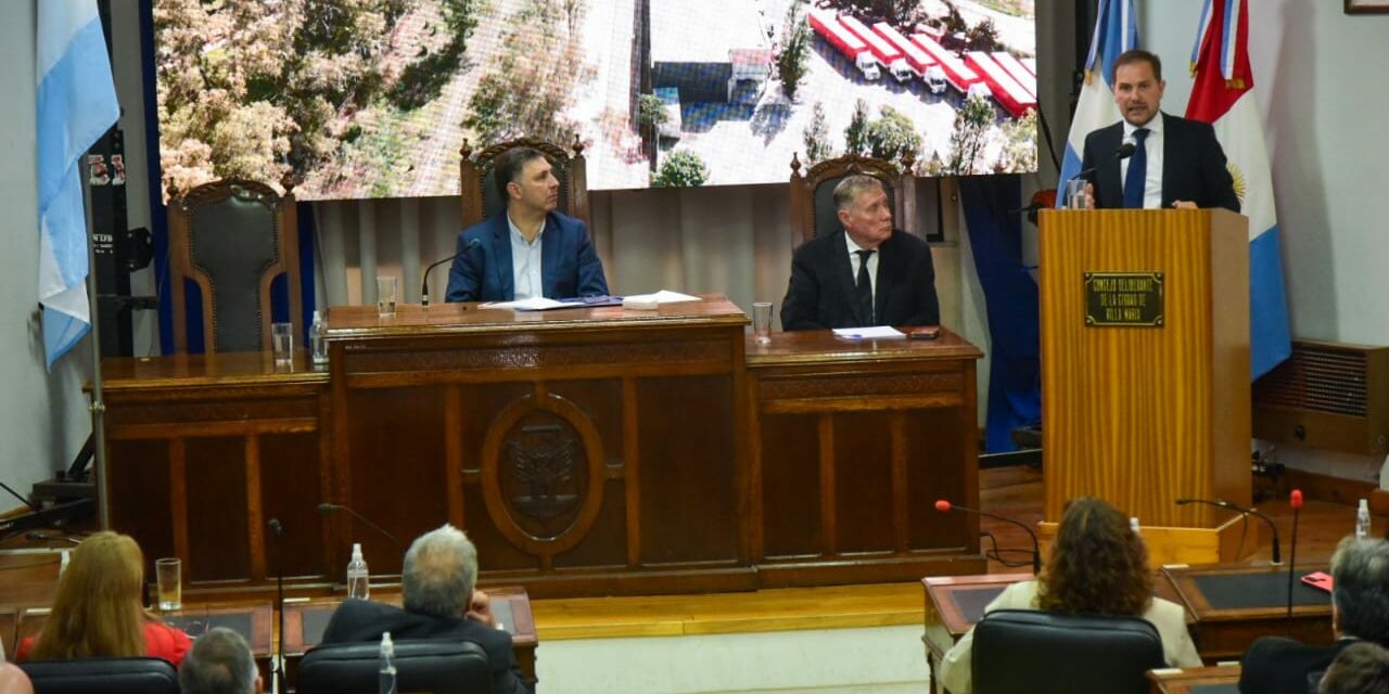 Villa María: Gill anunció la construcción de 668 nuevas viviendas