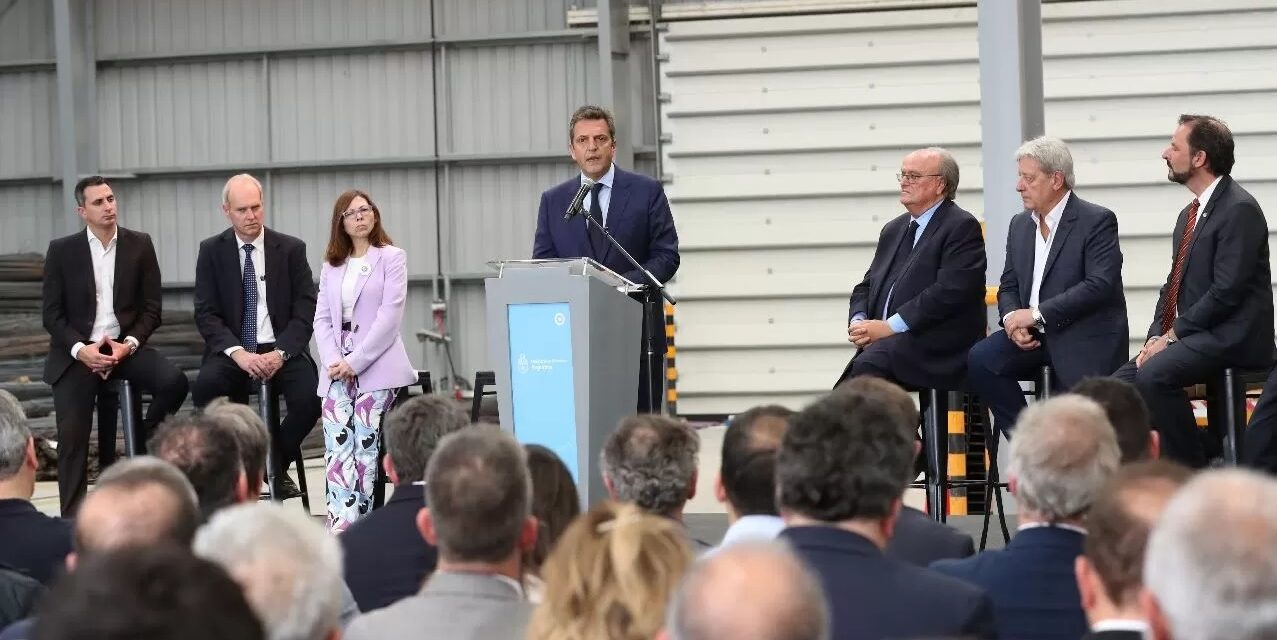 Massa anunció programa de créditos a pymes por $500.000 millones