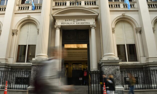 El Gobierno anunciará beneficios para que PyMEs importen bienes e insumos