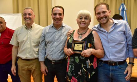 Villa María: Gill reconoció la trayectoria de 23 agentes municipales que accedieron a la jubilación