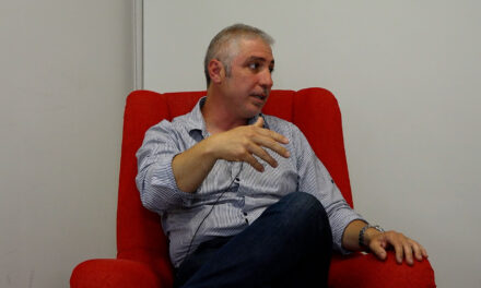 “El colectivo. Un invento argentino”, charla debate a cargo del Lic. Alejandro Katz