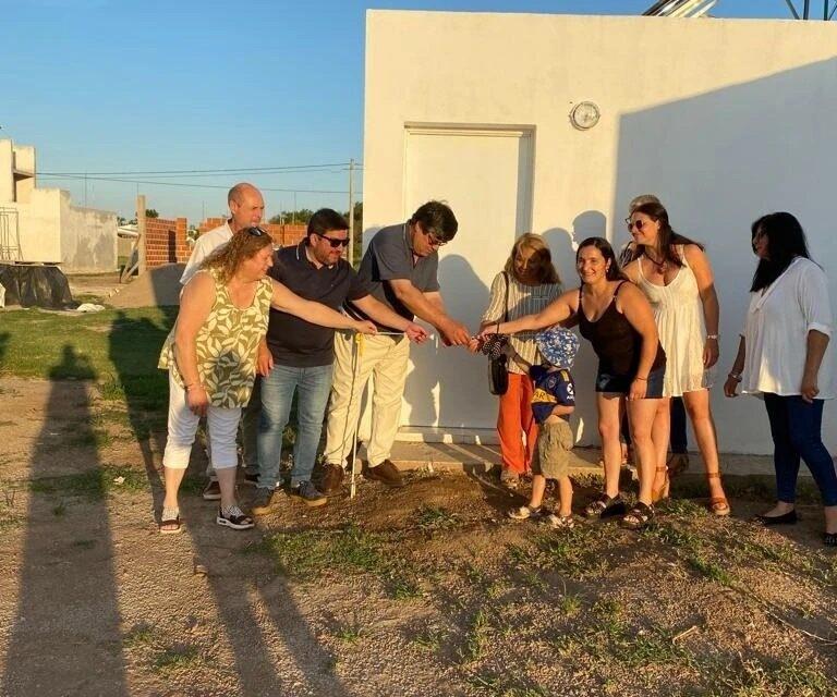 Huanchilla: Se entregaron las 3 primeras viviendas del Plan «Vivienda Semilla»