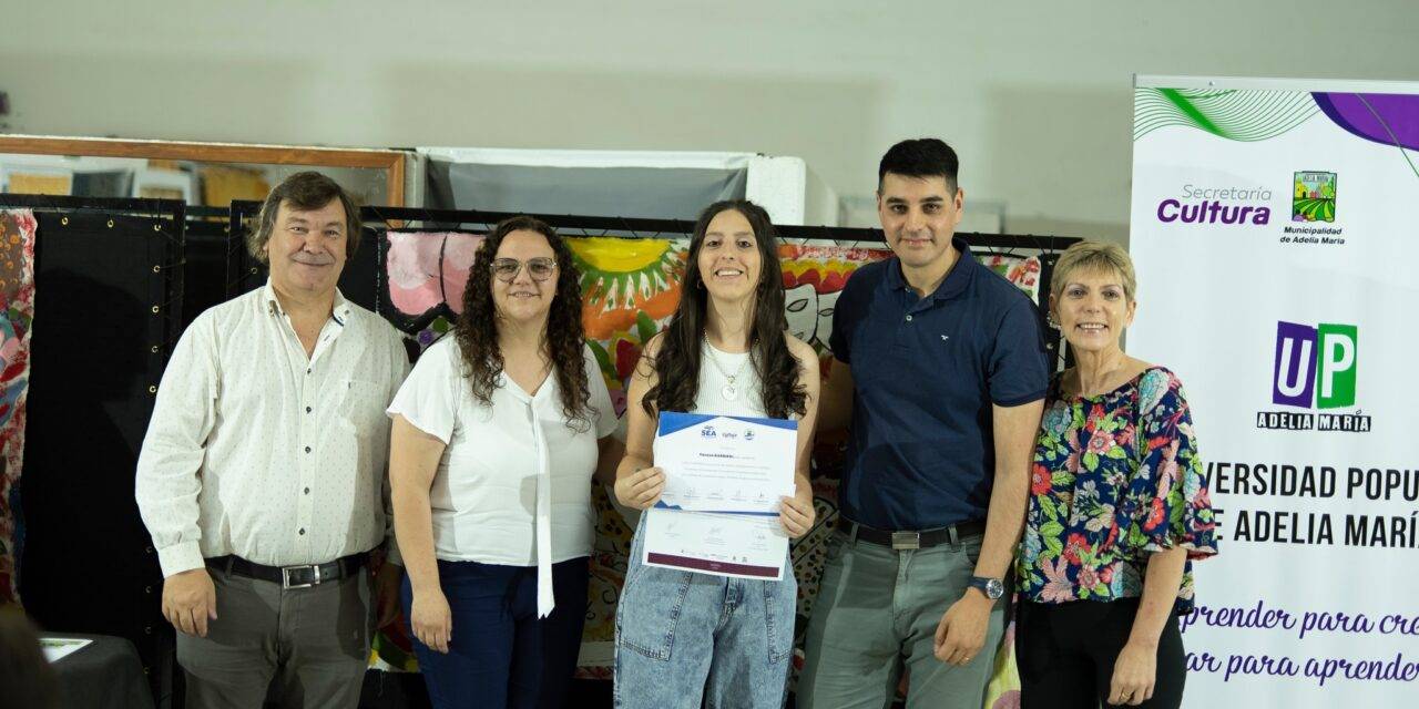 Adelia María: entregaron los certificados de la Universidad Popular