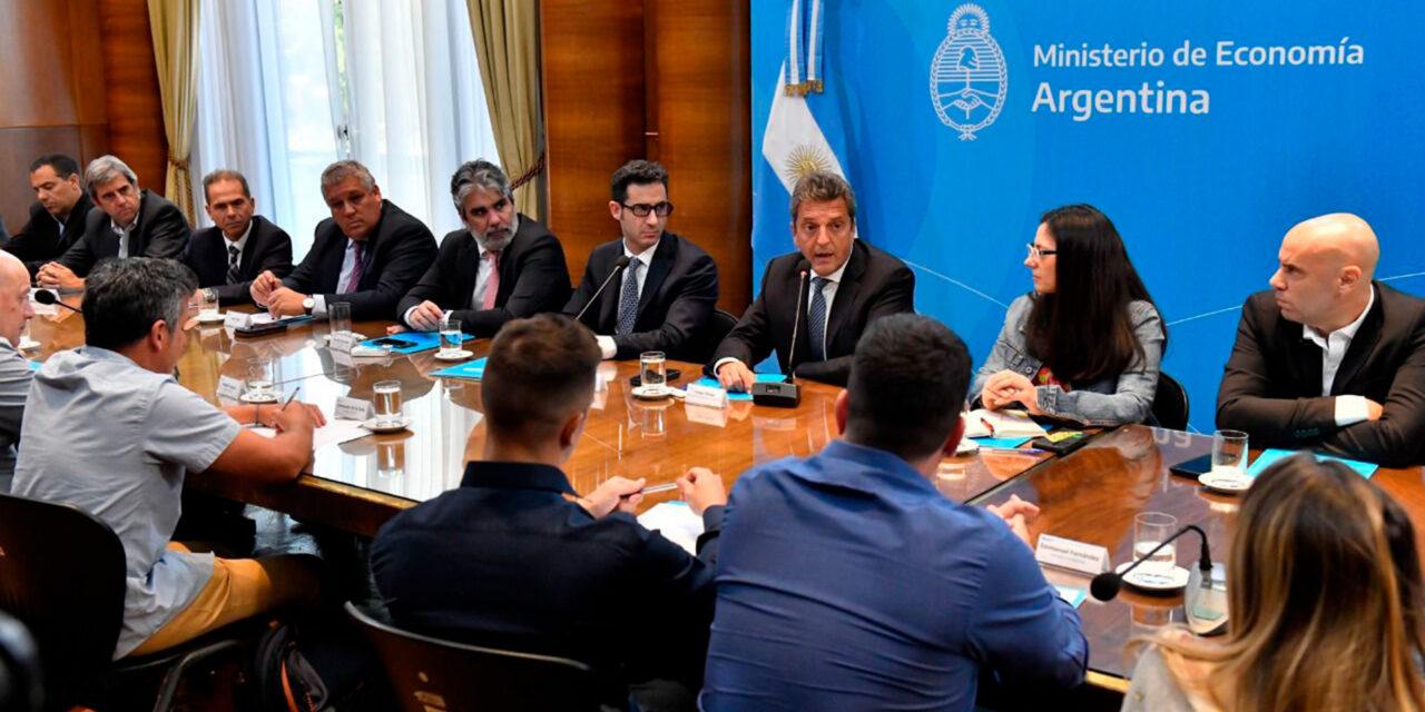 Precios Justos: acuerdo entre el gobierno y fabricantes para bajar un 15% el valor del calzado