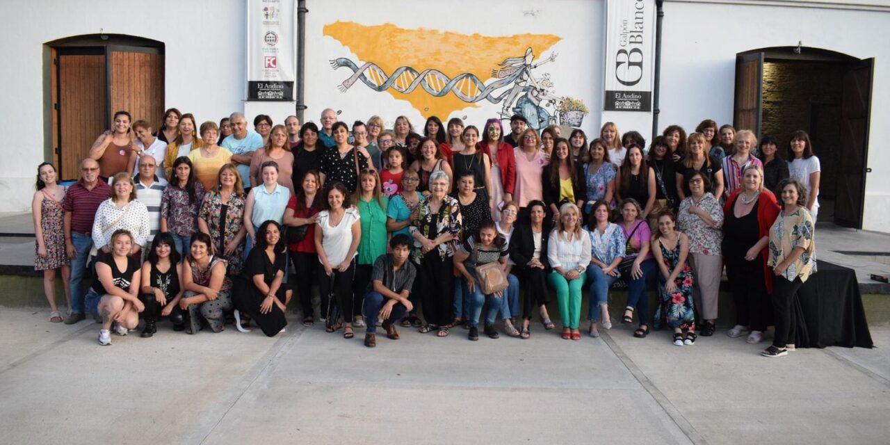 Río Cuarto: se realizó la muestra anual de adultos de la Escuela Municipal de Arte