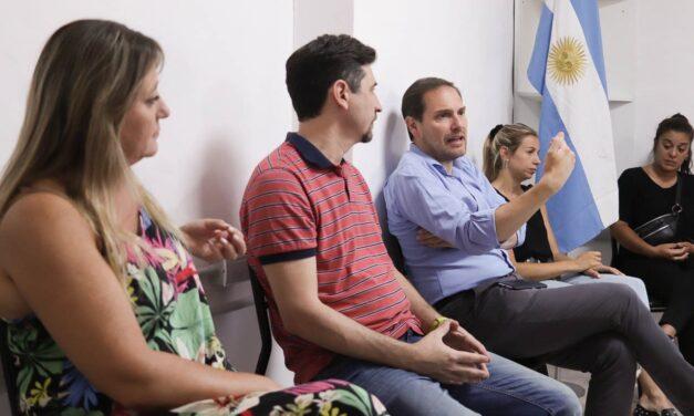 Villa María: Gill visitó el MuniCerca 8 y se reunió con referentes de instituciones en el sector norte
