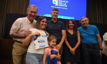 Banco de la Gente: 400 nuevos cordobeses recibieron créditos
