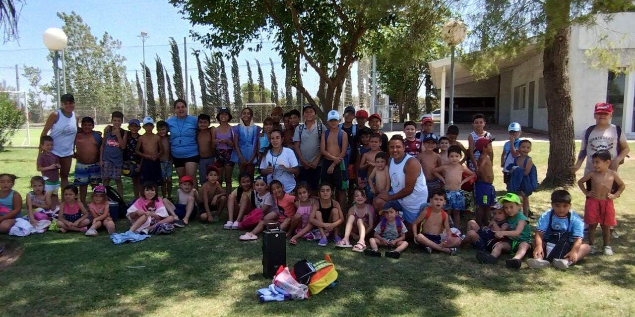 Adelia María: Continúan las actividades en las colonias de verano municipales