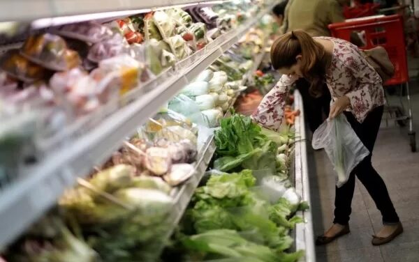 En diciembre la brecha de precios fue 3,4 veces mayor entre campo y góndolas