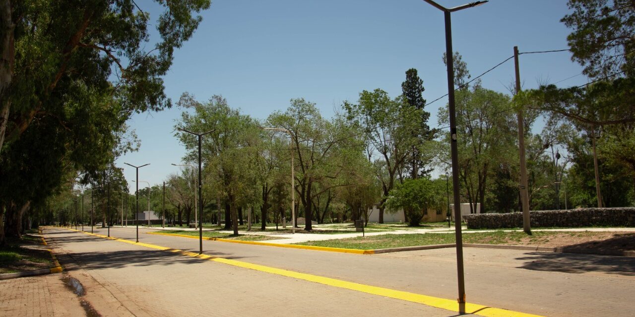 Río Tercero: Comenzó la obra de iluminación del Balneario Municipal