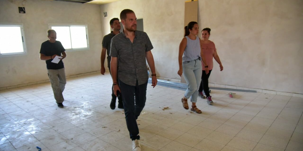 Villa María: con el aporte de fondos nacionales el jardín municipal de barrio Los Olmos avanza en su recta final