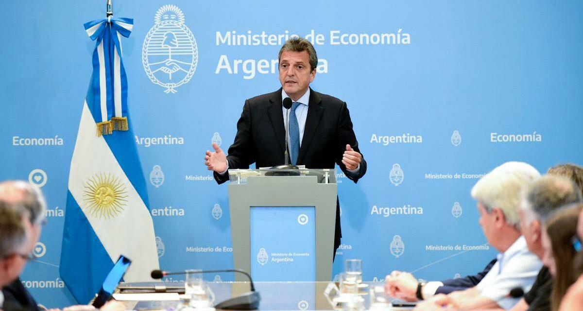 Massa pidió investigar posibles maniobras en la compra de bonos de deuda extranjera