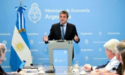 Massa pidió investigar posibles maniobras en la compra de bonos de deuda extranjera
