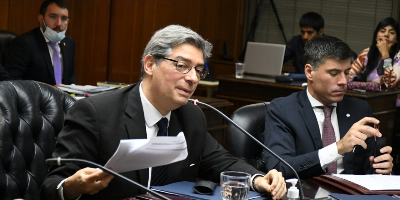 Respaldan el pedido de juicio político Rosatti: «Cree que es un emperador»