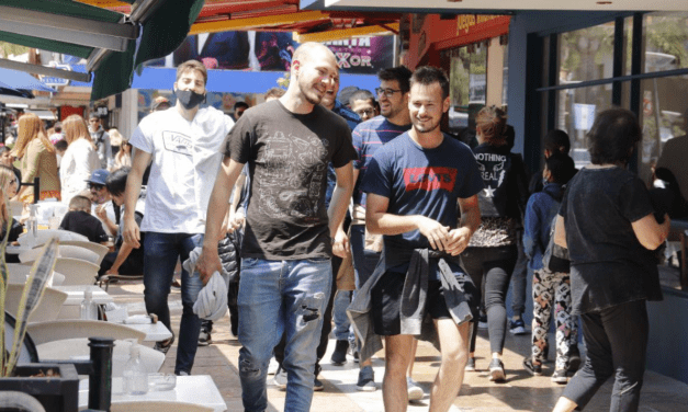 El feriado de Carnaval generó un impacto de $106.704 millones, según CAME