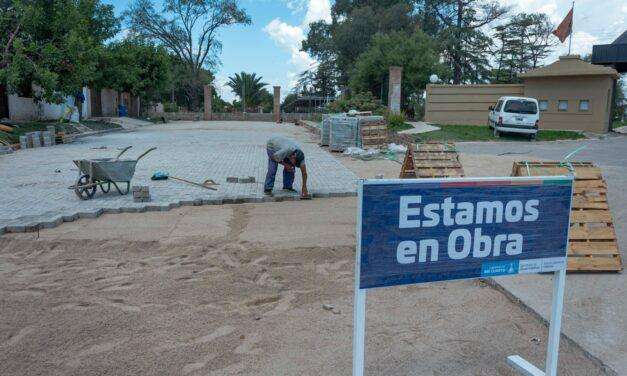 Río Cuarto: continúa el trabajo de adoquinado en conjunto con organizaciones sociales