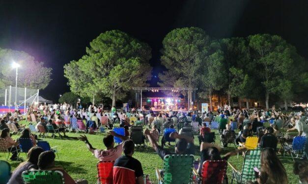 Se realizó la 3° edición del festival «Bulnes +Amor»