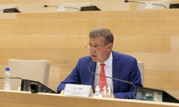 Arduh presentó en la Unicameral el proyecto de re-reelección para pueblos de menos de 10 mil habitantes