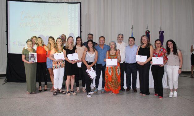 Alcira Gigena: realizaron la entrega de diplomas de la Universidad Popular