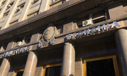El canje de deuda en pesos tuvo una adhesión del 64%
