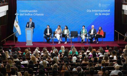 Massa presentó el Índice Crianza y pedirá a la Corte su aplicación en litigios de familia