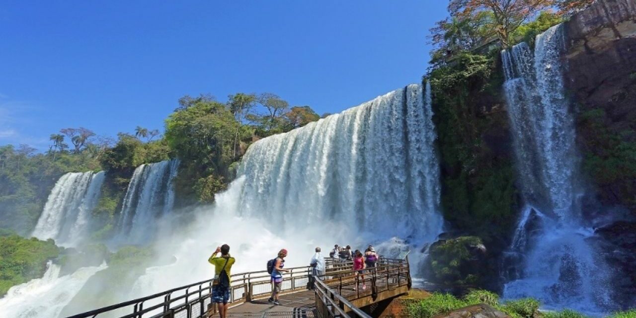 Turismo: la CAME registró un alza del 4,5% interanual de los viajes en verano
