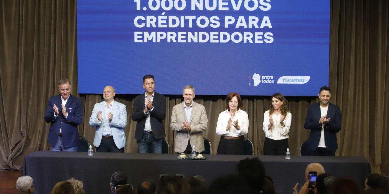Schiaretti presentó mil nuevos créditos sin interés para emprendedores