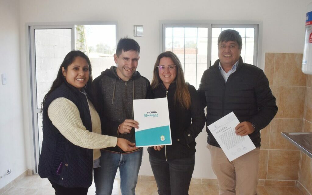 Vicuña Mackenna: Se entregó la primera casa del programa Vivienda Semilla